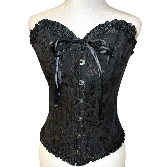 Black corset with lace up front and back. New - Picture 8 of 12